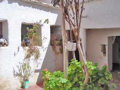 https://www.immotaroudant.com/bien/vente-maison-a-taroudant-m12177/