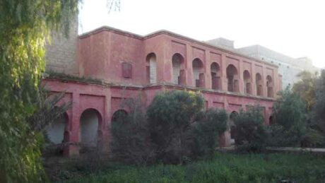 https://www.immotaroudant.com/bien/vente-riad-a-taroudant-r12544/