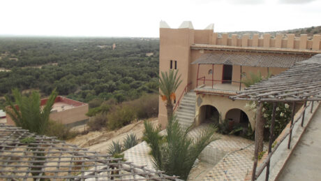 https://www.immotaroudant.com/bien/vente-riad-a-taroudant-r12619/