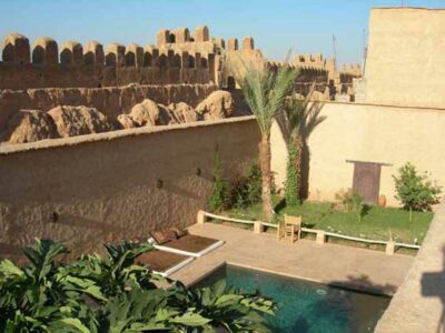 https://www.immotaroudant.com/bien/vente-riad-a-taroudant-r13038/
