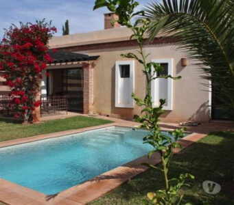 https://www.immotaroudant.com/bien/villa-avec-piscine-r44rff/