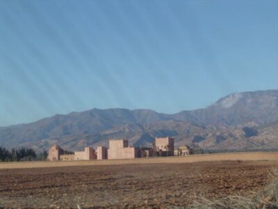 https://www.immotaroudant.com/bien/terrain-vue-de-hote-atlas/