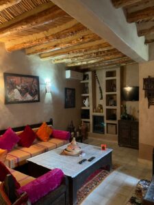 https://www.immotaroudant.com/bien/riad-avec-piscine-dans-la-nature-2/