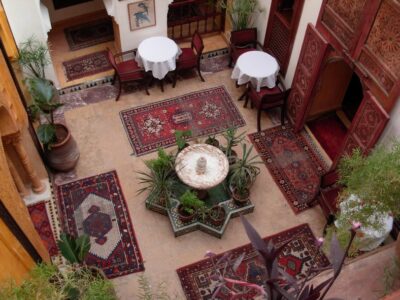 https://www.immotaroudant.com/bien/le-vrais-riad-dor/