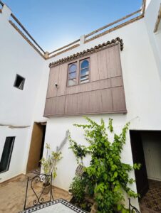 https://www.immotaroudant.com/bien/riad-du-remparts-mohammed-echeikh-saadi-en-1923/