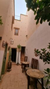 https://www.immotaroudant.com/bien/maison-dhote-riad-beldi/