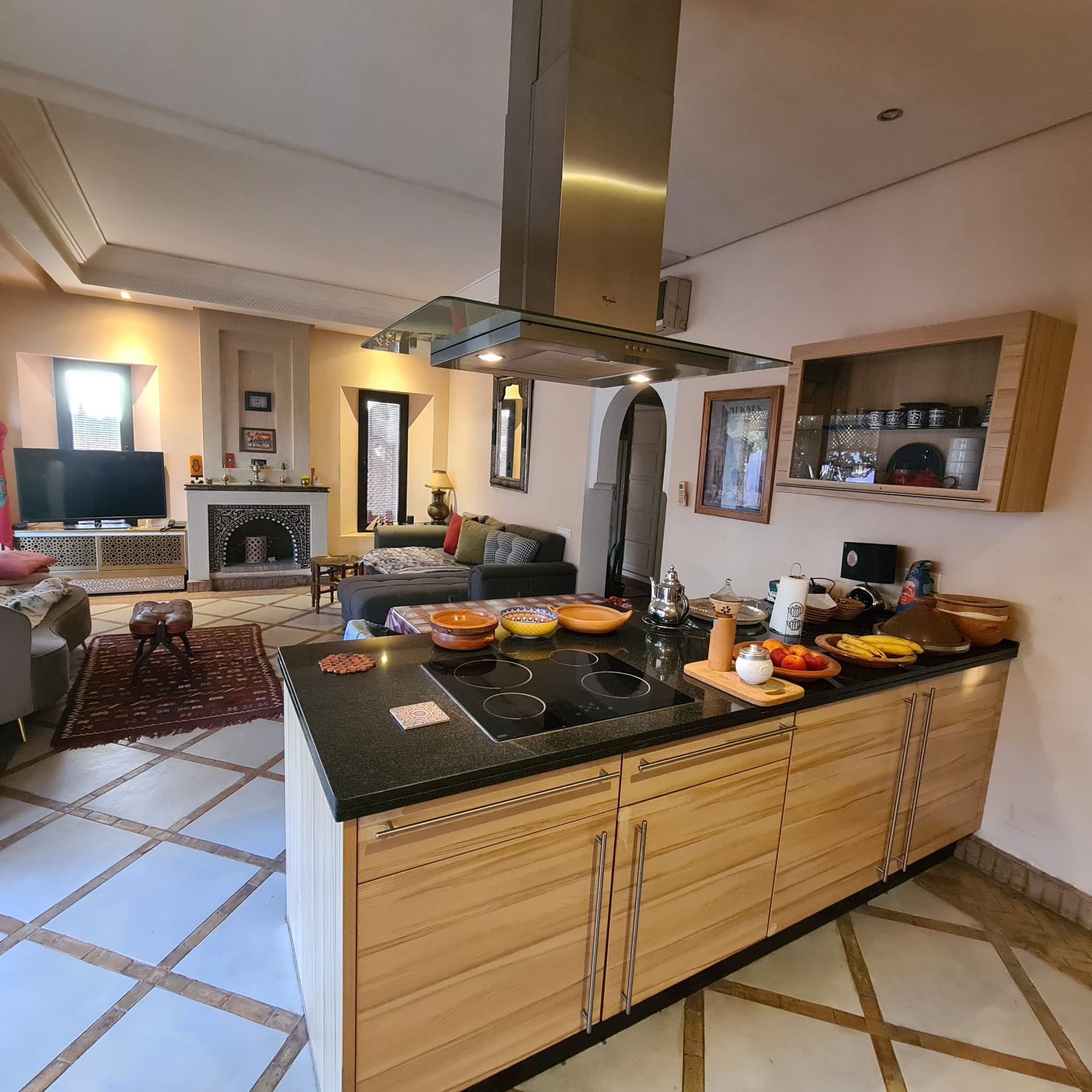 Villa de Soleil avec Jardin et Piscine