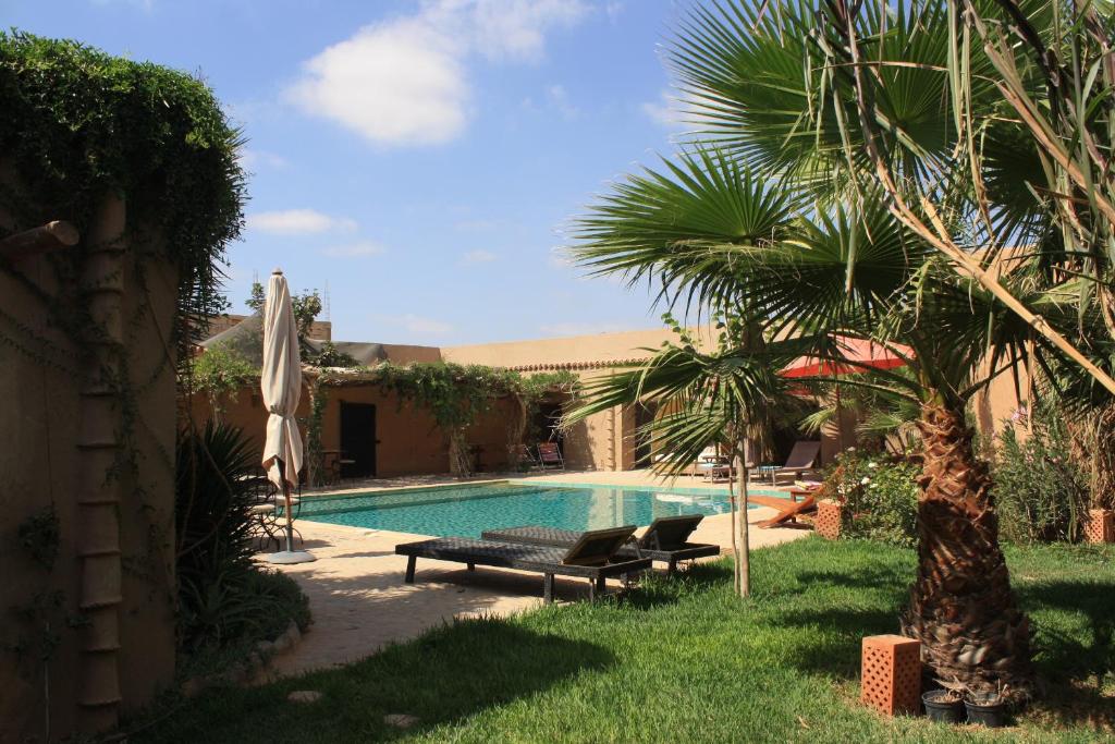 Riad Maison d’Hôtes à Vendre – 6 Chambres – Piscine – Région Agadir / Taroudant