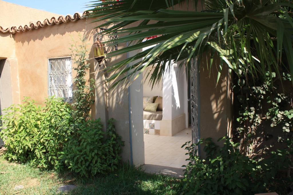 Riad Maison d’Hôtes à Vendre – 6 Chambres – Piscine – Région Agadir / Taroudant