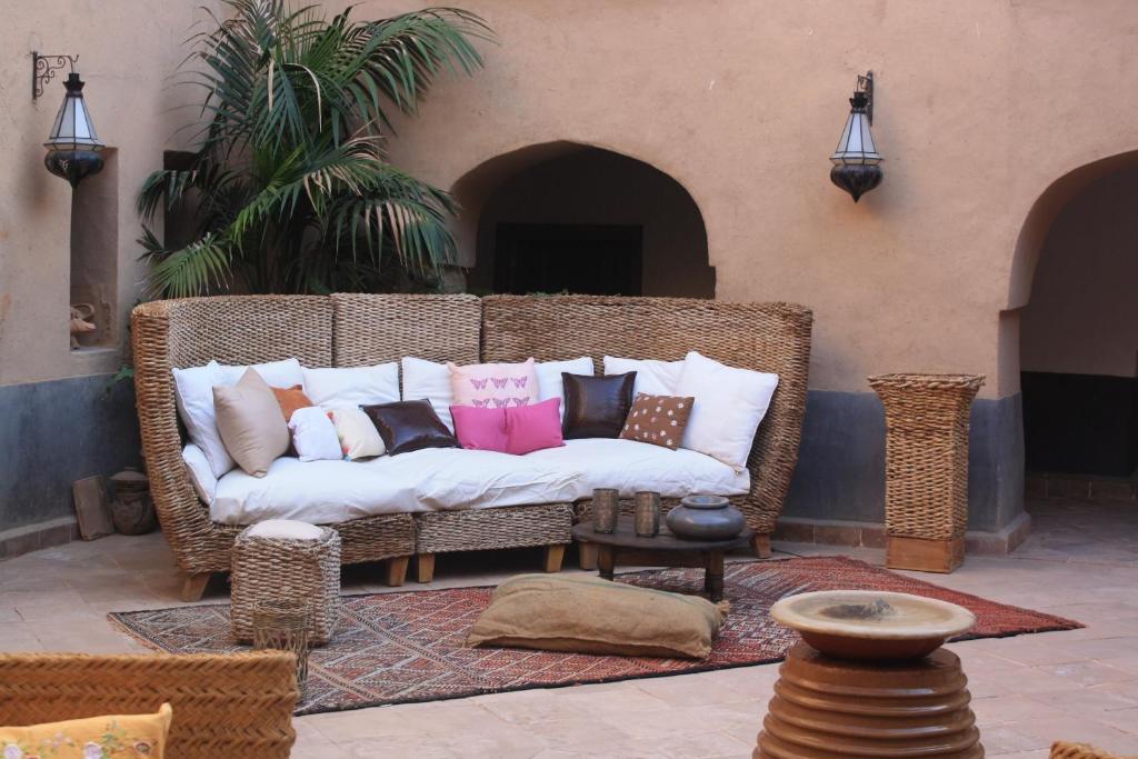 Riad Maison d’Hôtes à Vendre – 6 Chambres – Piscine – Région Agadir / Taroudant