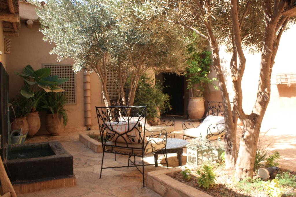 Riad Maison d’Hôtes à Vendre – 6 Chambres – Piscine – Région Agadir / Taroudant