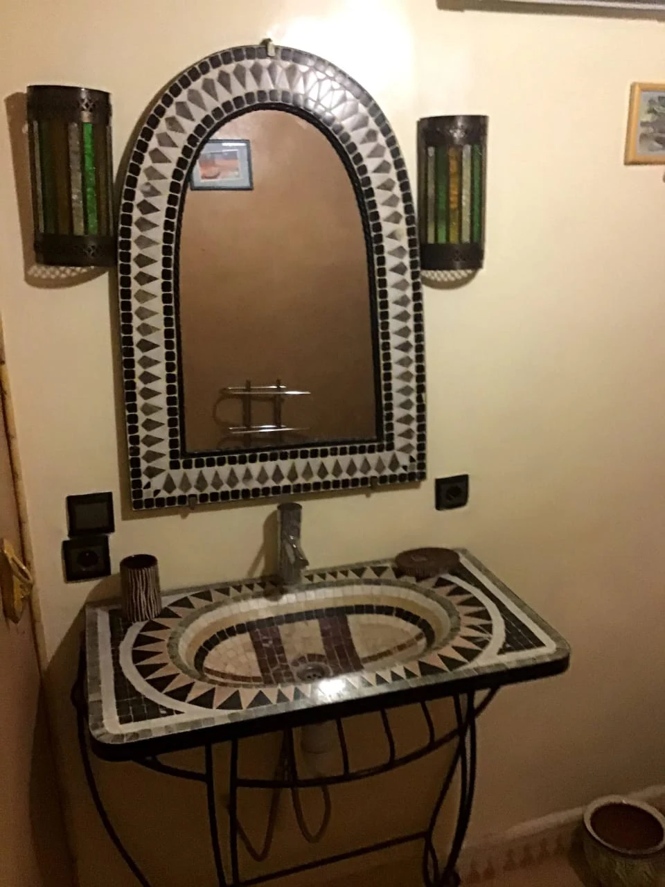 Riad avec piscine et Jardin. — photo 13 — réf. R551UBZ