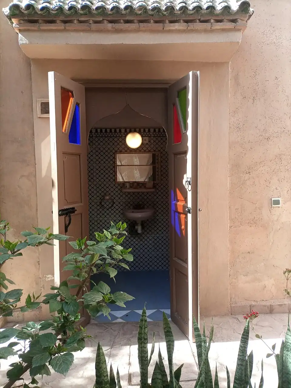 Riad Originale avec piscine et jardin. — photo 20 — réf. R558FFT20Z