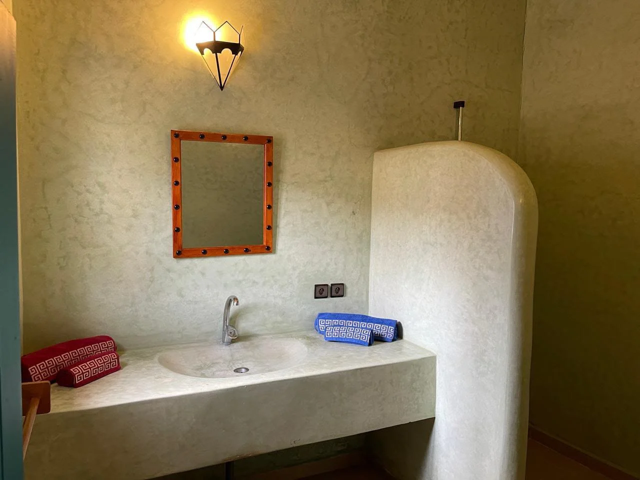 Riad avec piscine et terrasse à louer à Taroudant — photo 9 — réf. LBOTAR54