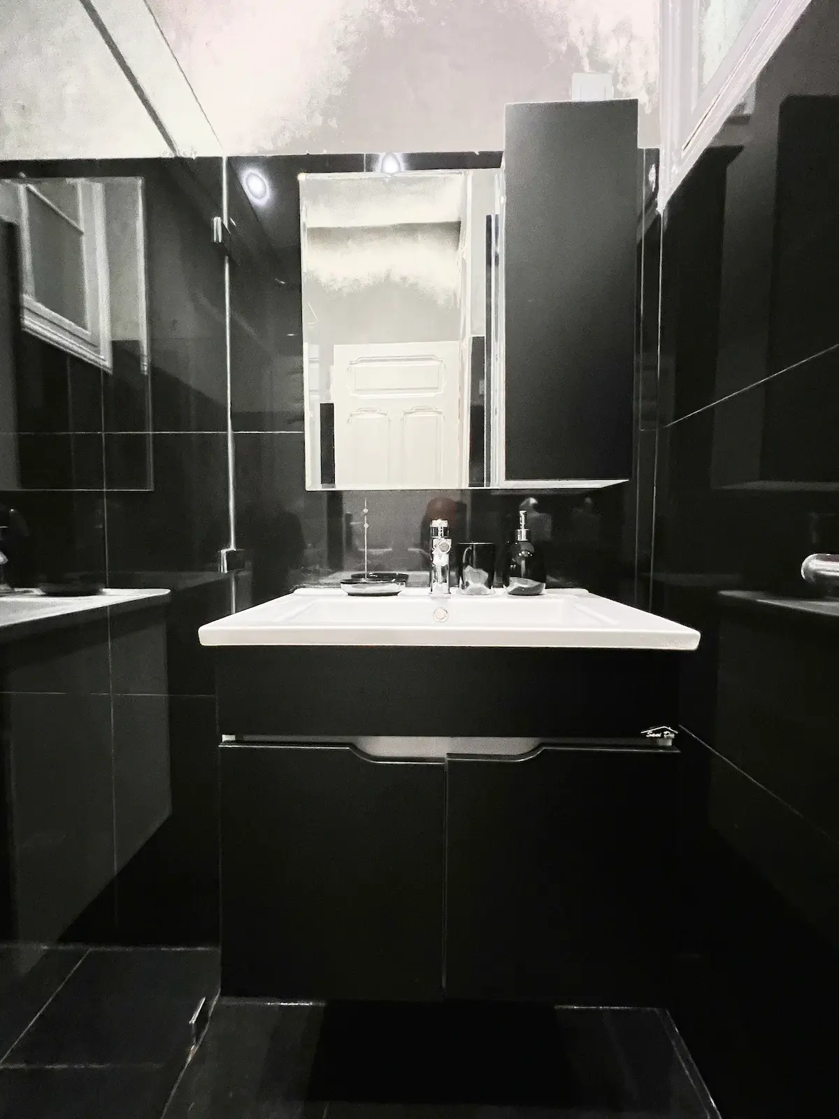 En location Appartement à Tanger — photo 24 — réf. LA325LL
