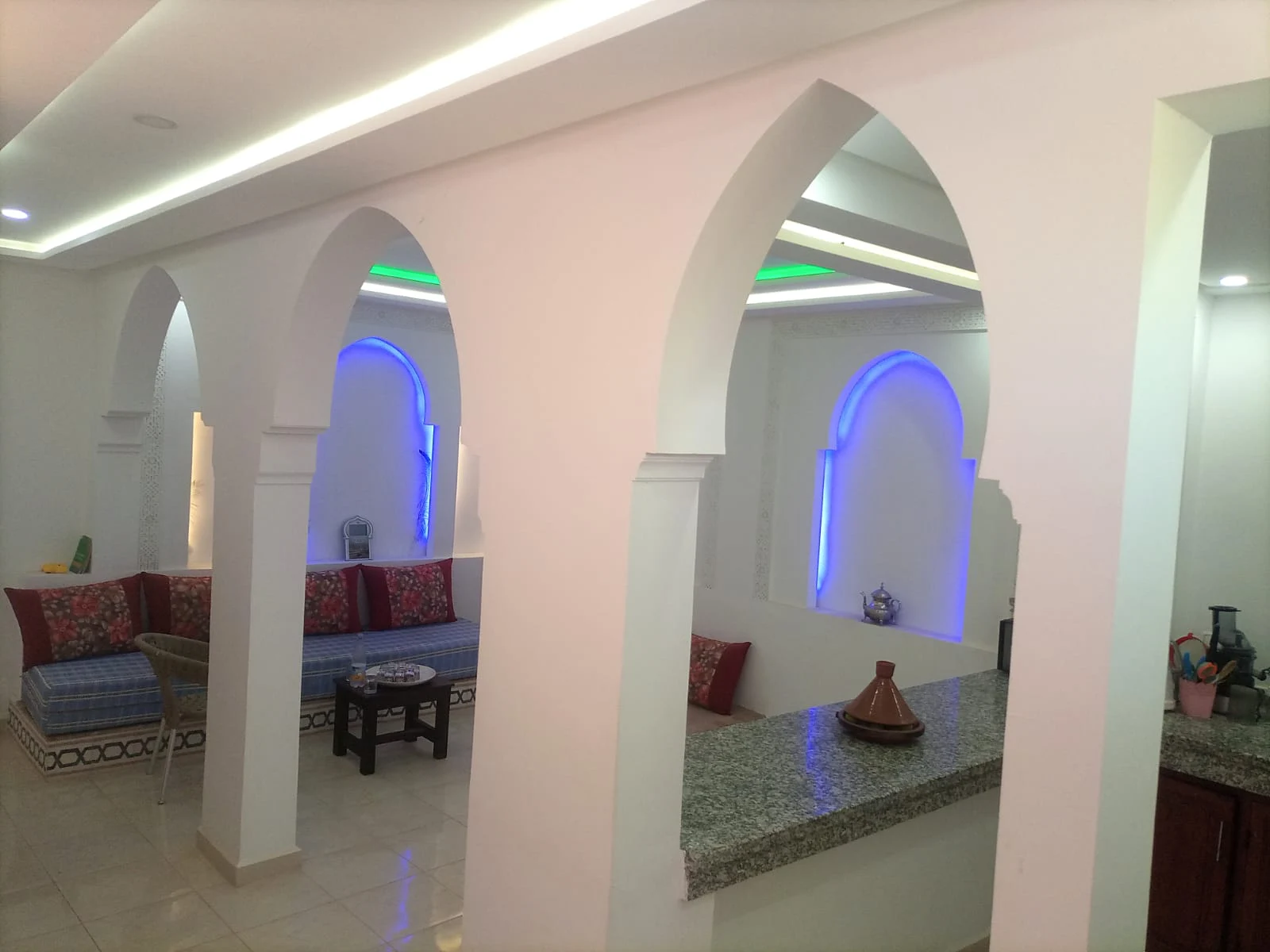 Riad du Charme avec piscine — photo 12 — réf. R89JJ77VAM1