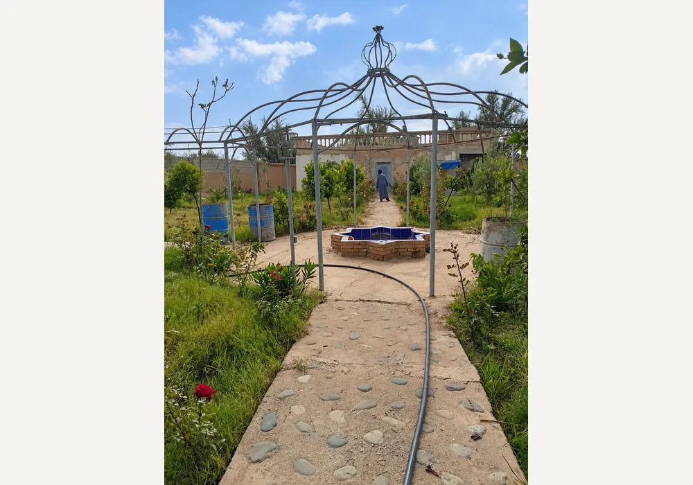 à vendre Riad avec beau jardin — photo 8 — réf. V2544EE