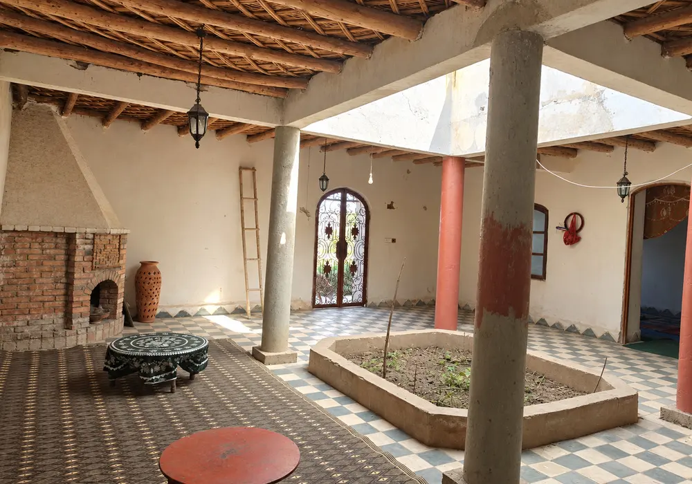 à vendre Riad avec beau jardin — photo 17 — réf. V2544EE